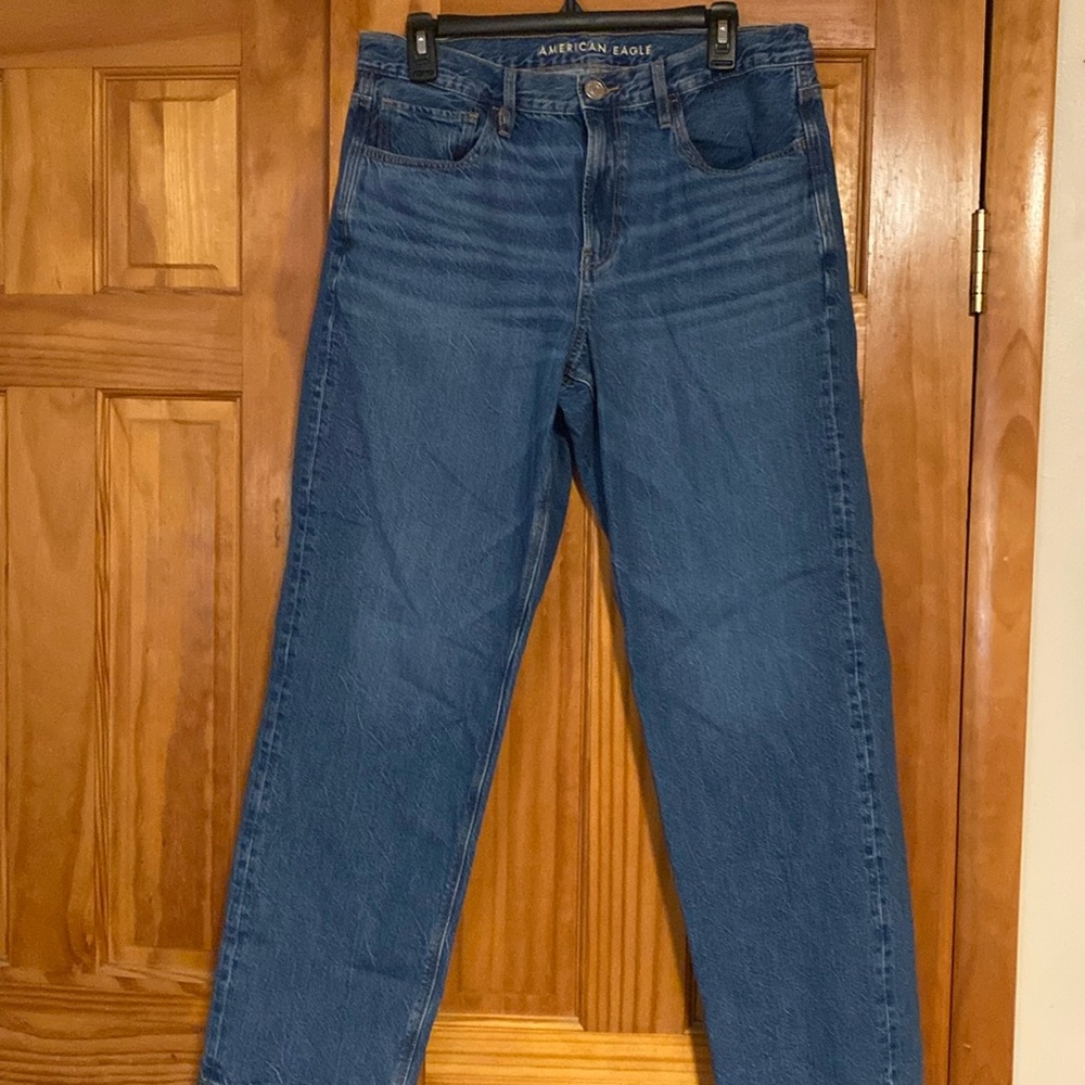 American Eagle 90’s Straight Jeans. Size 12 Excellent Condition
